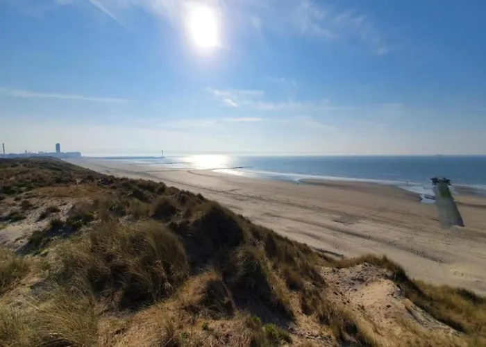 In By The * Nieuwpoort